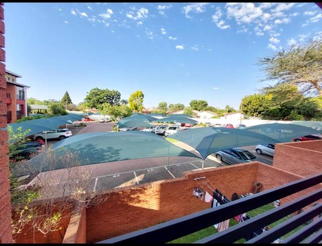 2 BEDROOM APARTMENT FOR SALE IN DOUGLASDALE